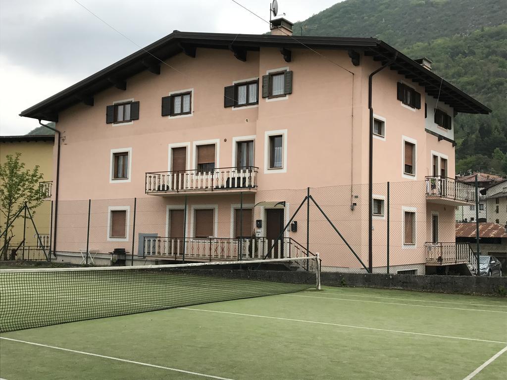 スポルマッジョーレPalazzina Rosaアパートメント エクステリア 写真
